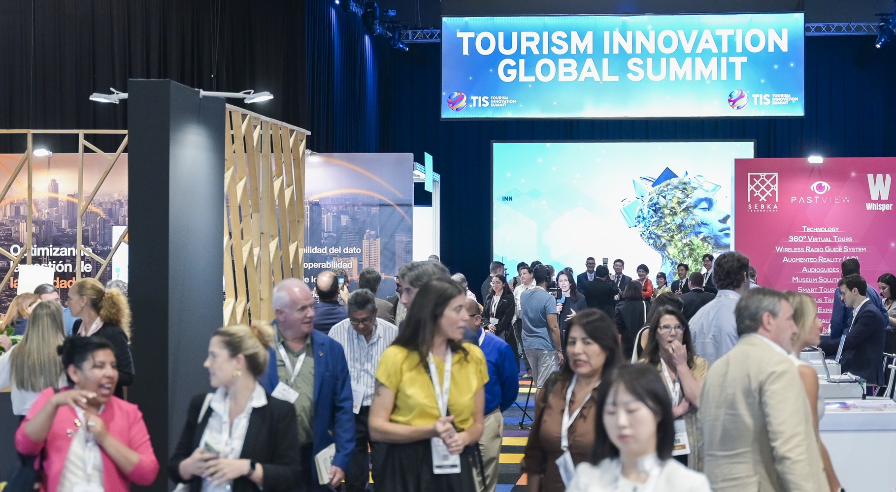 La gestión de la capacidad turística y la conectividad aérea marcarán TIS2026