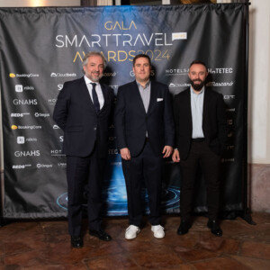 Rafael Bover (Hotelverse), Ernesto Gómez (Hotel Santo Domingo) y Francisco Ochoa (Hotelverse) Rafael Bover (Hotelverse), Ernesto Gómez (Hotel Santo Domingo) y Francisco Ochoa (Hotelverse)