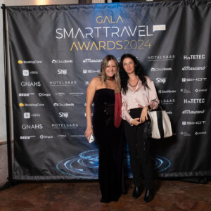 Laura Domínguez (Smart Travel News) y Cristina Blaj (Open Revenue Consulting) Laura Domínguez (Smart Travel News) y Cristina Blaj (Open Revenue Consulting)